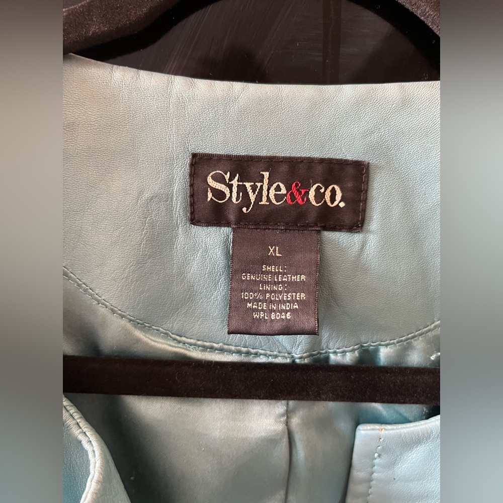 Genuine Leather Jacket - Picture 4 of 7
